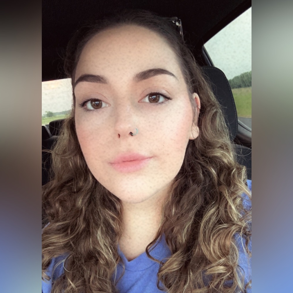 Meet your Posher, Kenzie